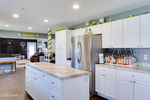 1409 Cleveland Avenue, Baxter Springs, KS 66713