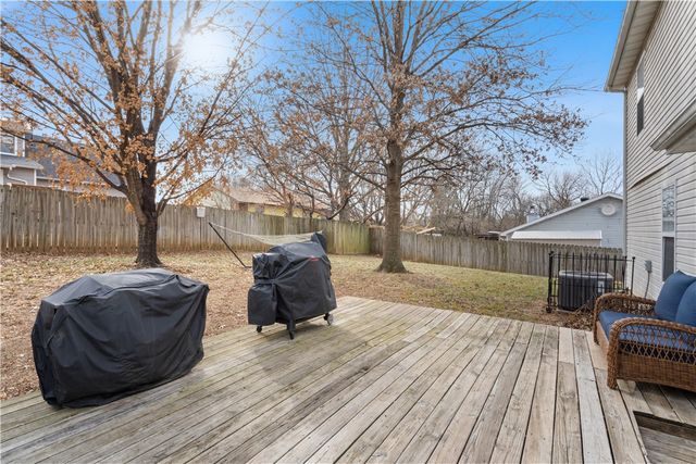 3497 Essex Drive, Fayetteville, AR 72704