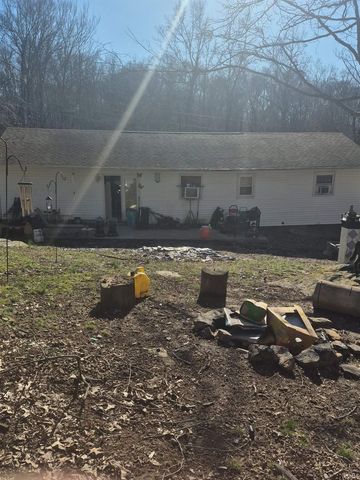 6655 S Harmony Road, Bloomington, IN 47403