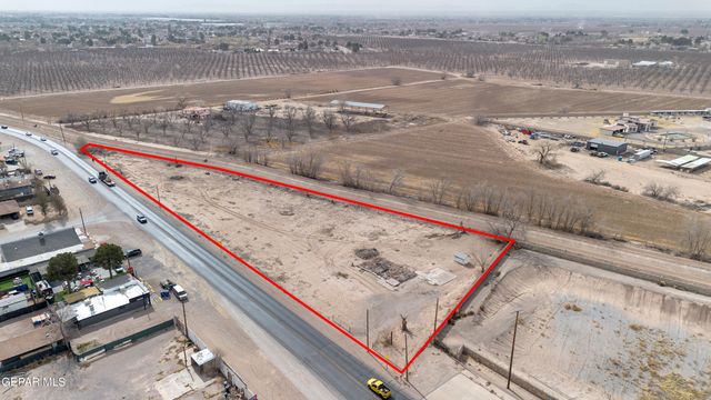 10924 N North loop Drive, Socorro, TX 79927