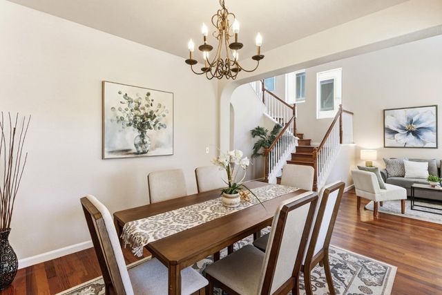 5001 Millner Way, Elk Grove, CA 95757