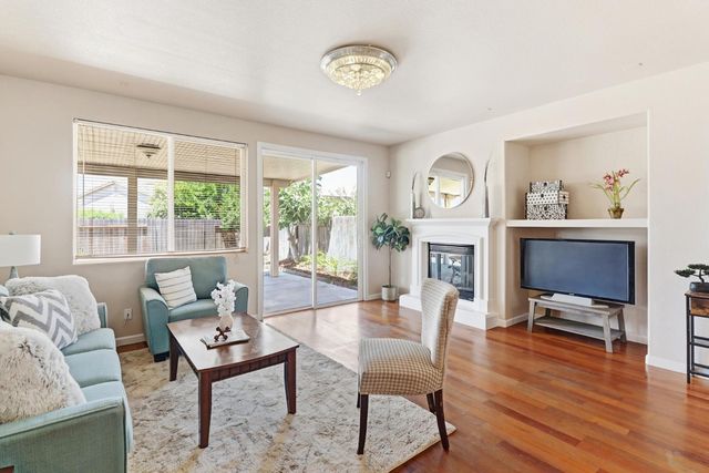 5001 Millner Way, Elk Grove, CA 95757