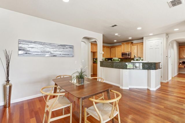5001 Millner Way, Elk Grove, CA 95757