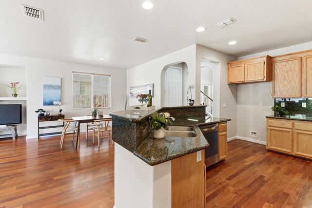 5001 Millner Way, Elk Grove, CA 95757
