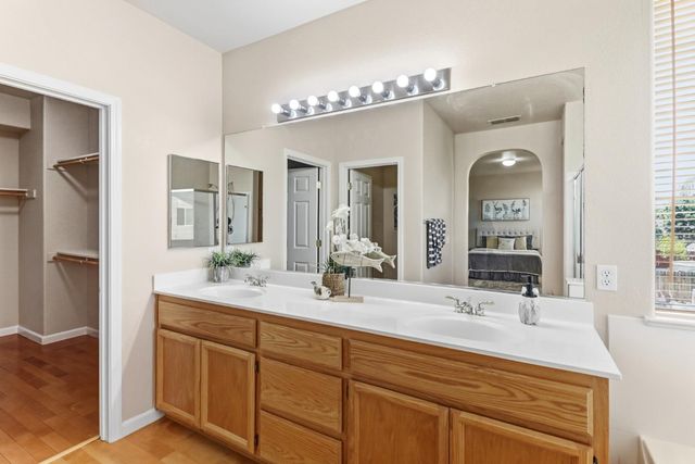 5001 Millner Way, Elk Grove, CA 95757