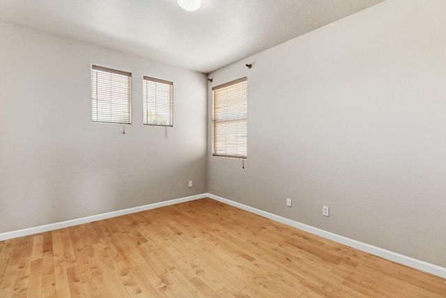 5001 Millner Way, Elk Grove, CA 95757