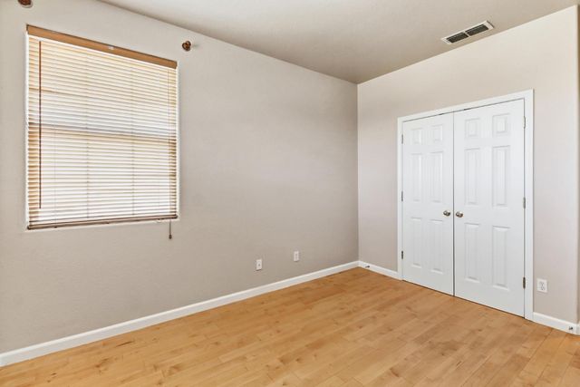 5001 Millner Way, Elk Grove, CA 95757