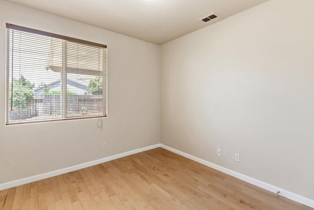 5001 Millner Way, Elk Grove, CA 95757