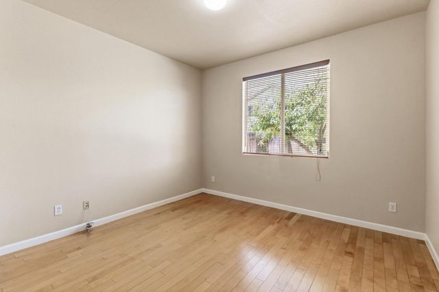 5001 Millner Way, Elk Grove, CA 95757
