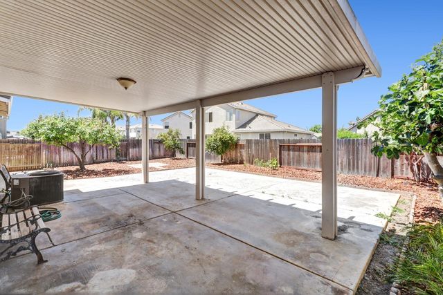 5001 Millner Way, Elk Grove, CA 95757