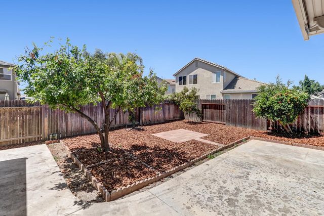 5001 Millner Way, Elk Grove, CA 95757