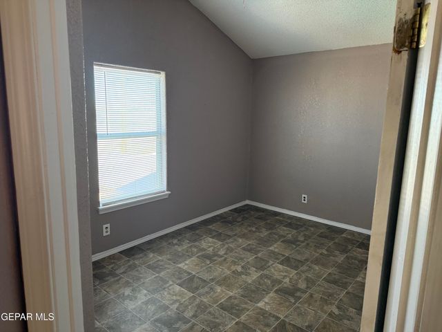 9813 La Morenita Circle, El Paso, TX 79927