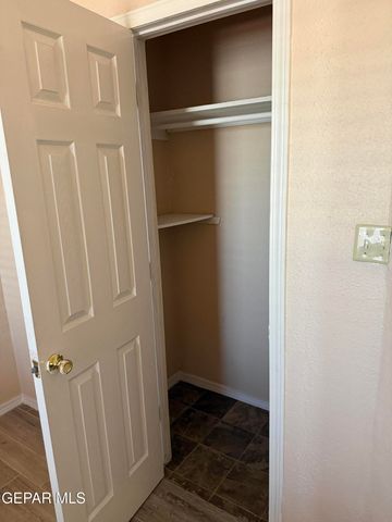 9813 La Morenita Circle, El Paso, TX 79927