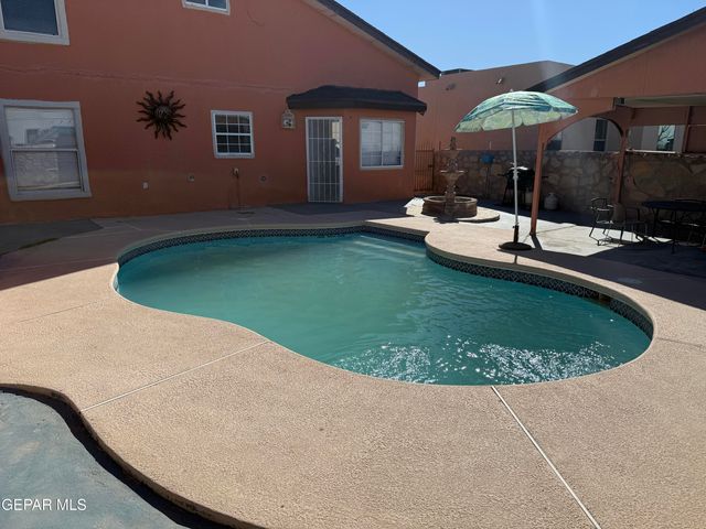 9813 La Morenita Circle, El Paso, TX 79927