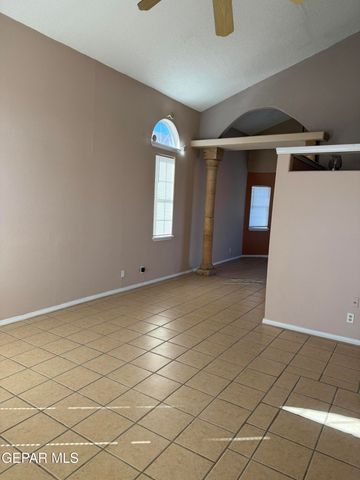 9813 La Morenita Circle, El Paso, TX 79927