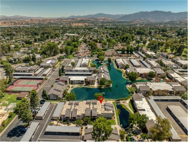 24518 Nicklaus Drive O10, Valencia, CA 91355