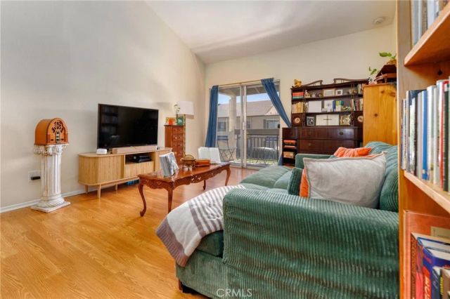 24518 Nicklaus Drive O10, Valencia, CA 91355