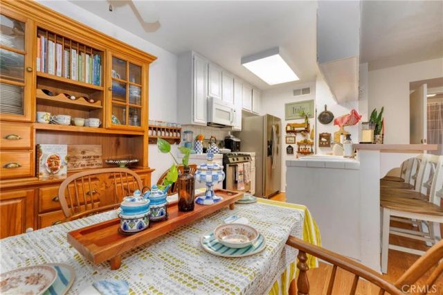 24518 Nicklaus Drive O10, Valencia, CA 91355