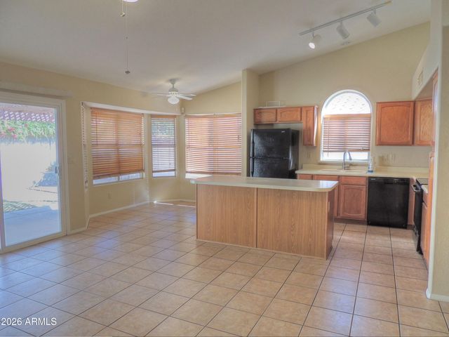 2140 E MOUNTAIN SKY Avenue, Phoenix, AZ 85048