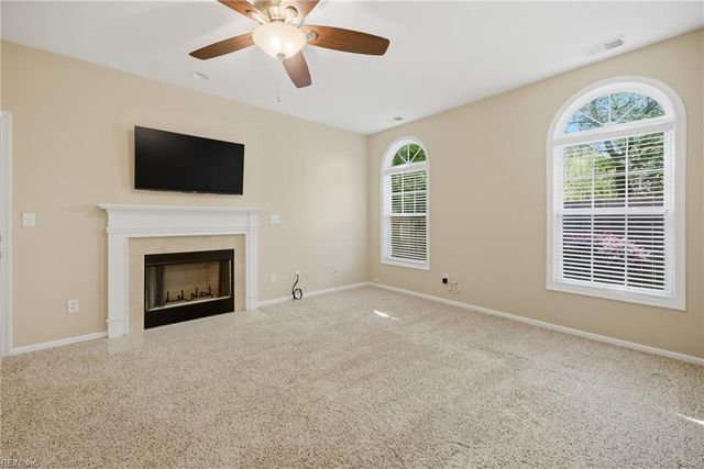 2208 E Berrie CIR, Virginia Beach, VA 23455