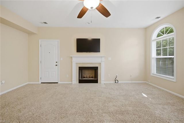 2208 E Berrie CIR, Virginia Beach, VA 23455