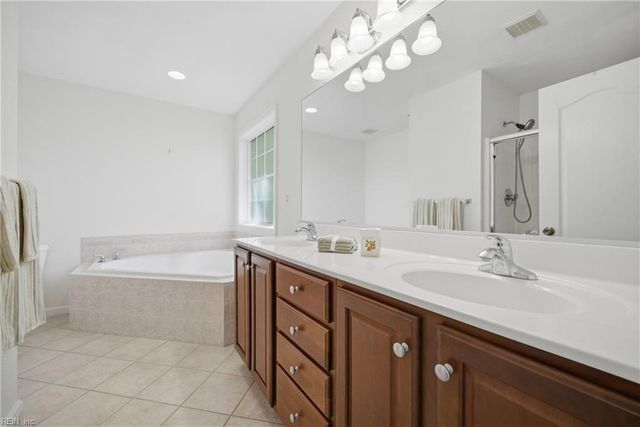 2208 E Berrie CIR, Virginia Beach, VA 23455