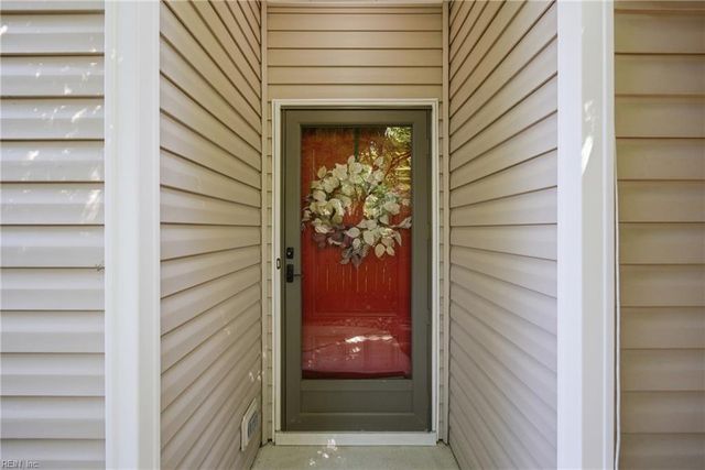 2208 E Berrie CIR, Virginia Beach, VA 23455