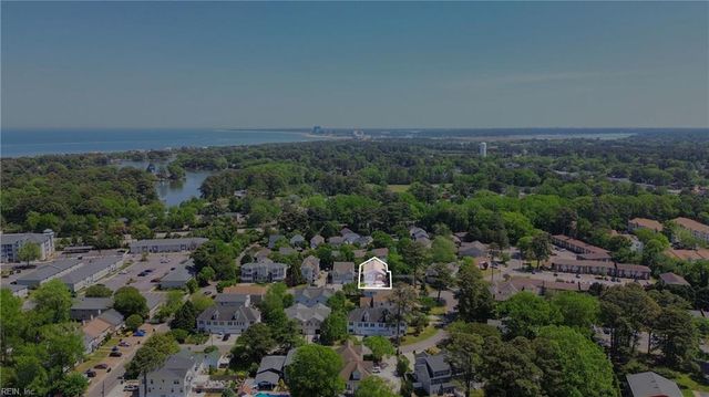 2208 E Berrie CIR, Virginia Beach, VA 23455