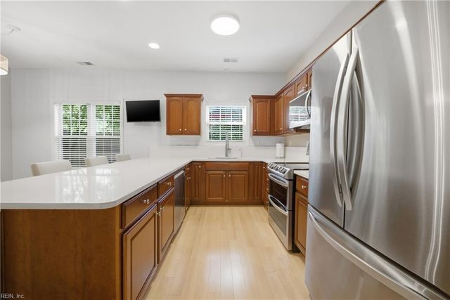 2208 E Berrie CIR, Virginia Beach, VA 23455