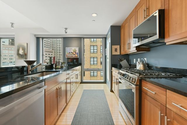80 Broad PH1202, Boston, MA 02110