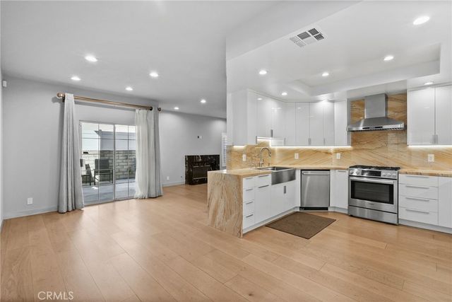 18328 Keswick Street, Reseda, CA 91335