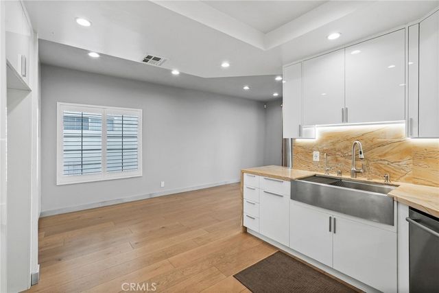 18328 Keswick Street, Reseda, CA 91335