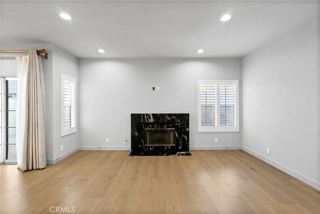 18328 Keswick Street, Reseda, CA 91335