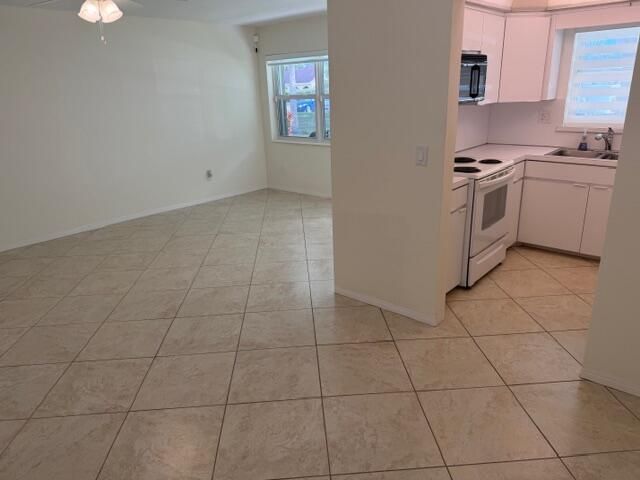 3801 NE 22nd Terrace 12, Lighthouse Point, FL 33064