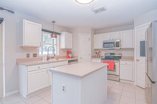 2019 HONEYBELL AVENUE, Haines City, FL 33844
