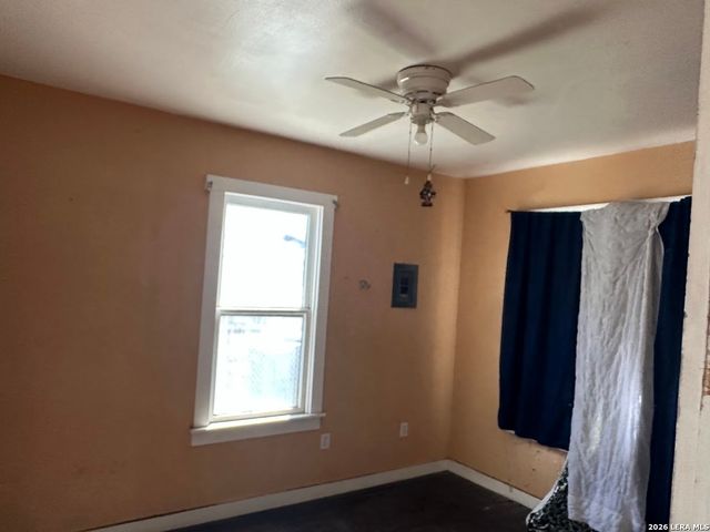 831 BRIGHTON, San Antonio, TX 78211