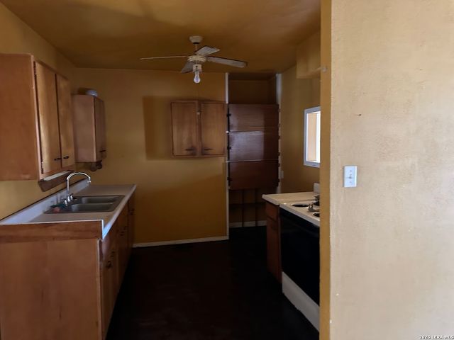 831 BRIGHTON, San Antonio, TX 78211