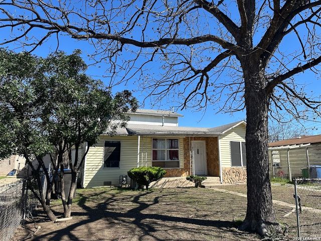 831 BRIGHTON, San Antonio, TX 78211