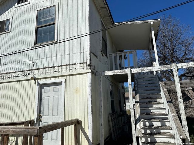 831 BRIGHTON, San Antonio, TX 78211