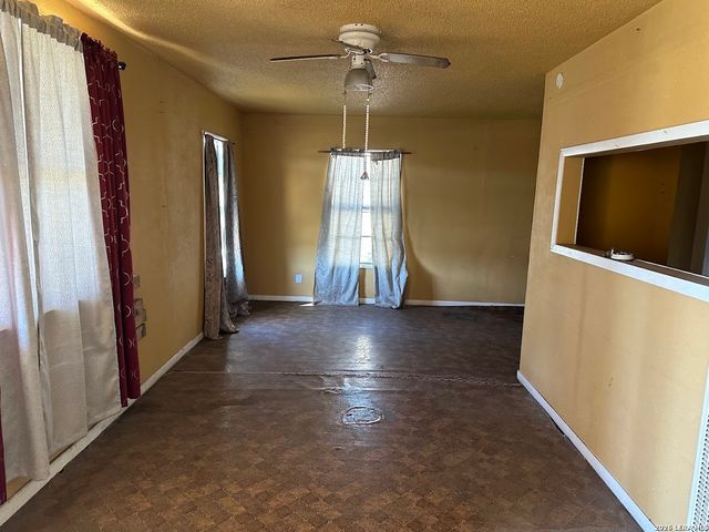 831 BRIGHTON, San Antonio, TX 78211