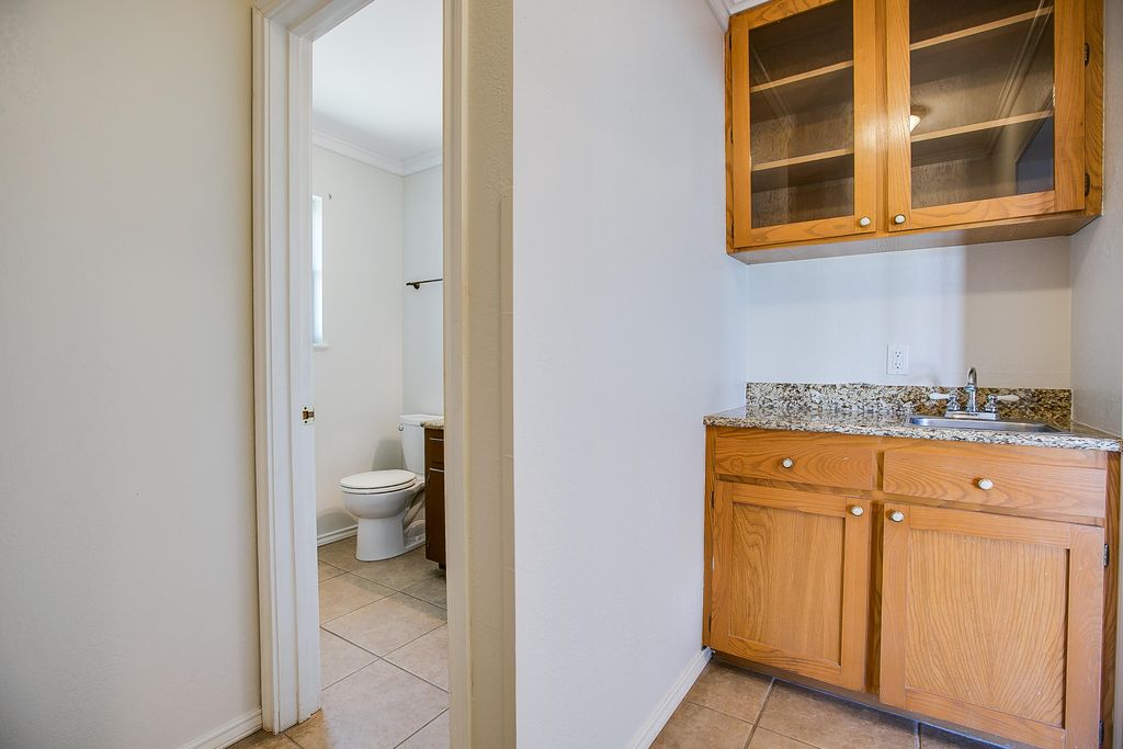 Image 43 of property listing at 3205 Country Club Road, San Angelo, TX 76904