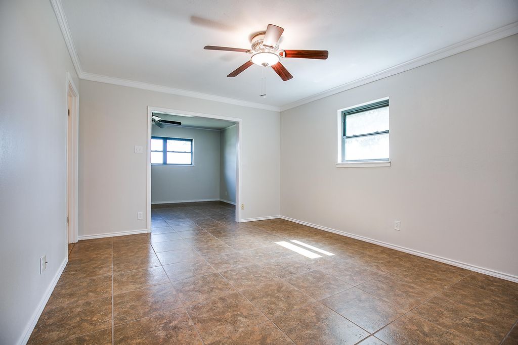 Image 54 of property listing at 3205 Country Club Road, San Angelo, TX 76904