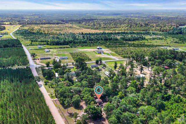 10381 Hardwick Rd., Nichols, SC 29581