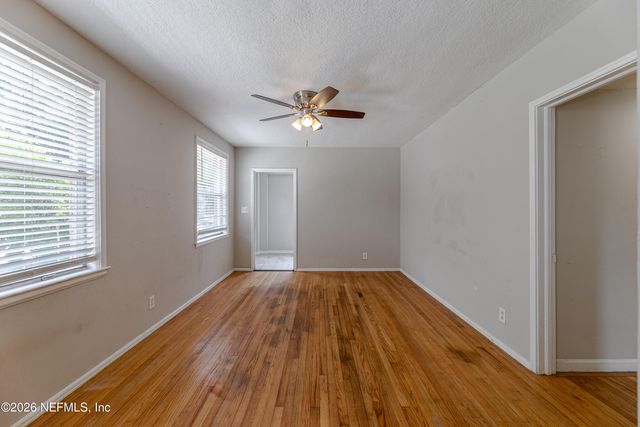 1052 WILLIS Drive, Jacksonville, FL 32205