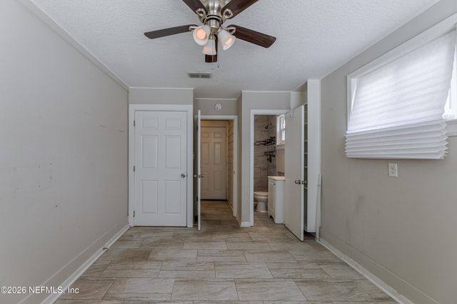 1052 WILLIS Drive, Jacksonville, FL 32205