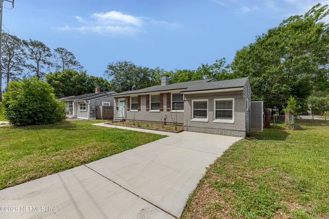 1052 WILLIS Drive, Jacksonville, FL 32205