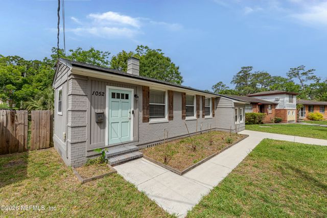 1052 WILLIS Drive, Jacksonville, FL 32205
