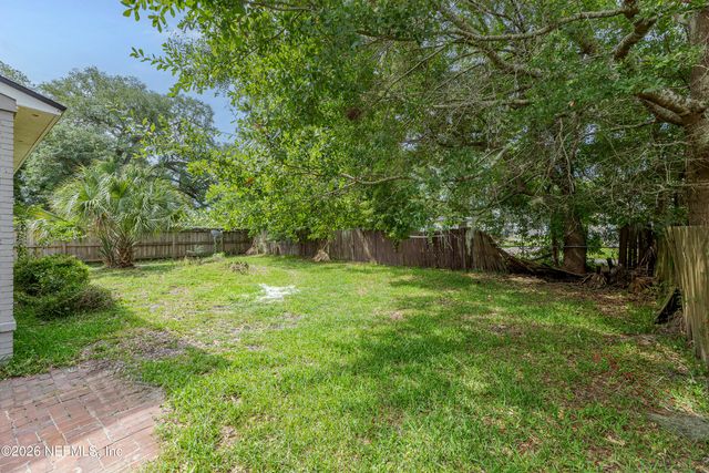 1052 WILLIS Drive, Jacksonville, FL 32205