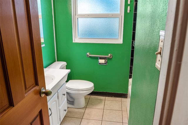 2304 VINE STREET, Leesburg, FL 34748