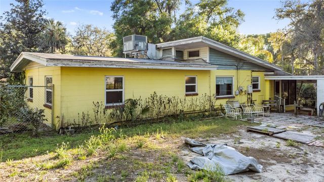 2304 VINE STREET, Leesburg, FL 34748